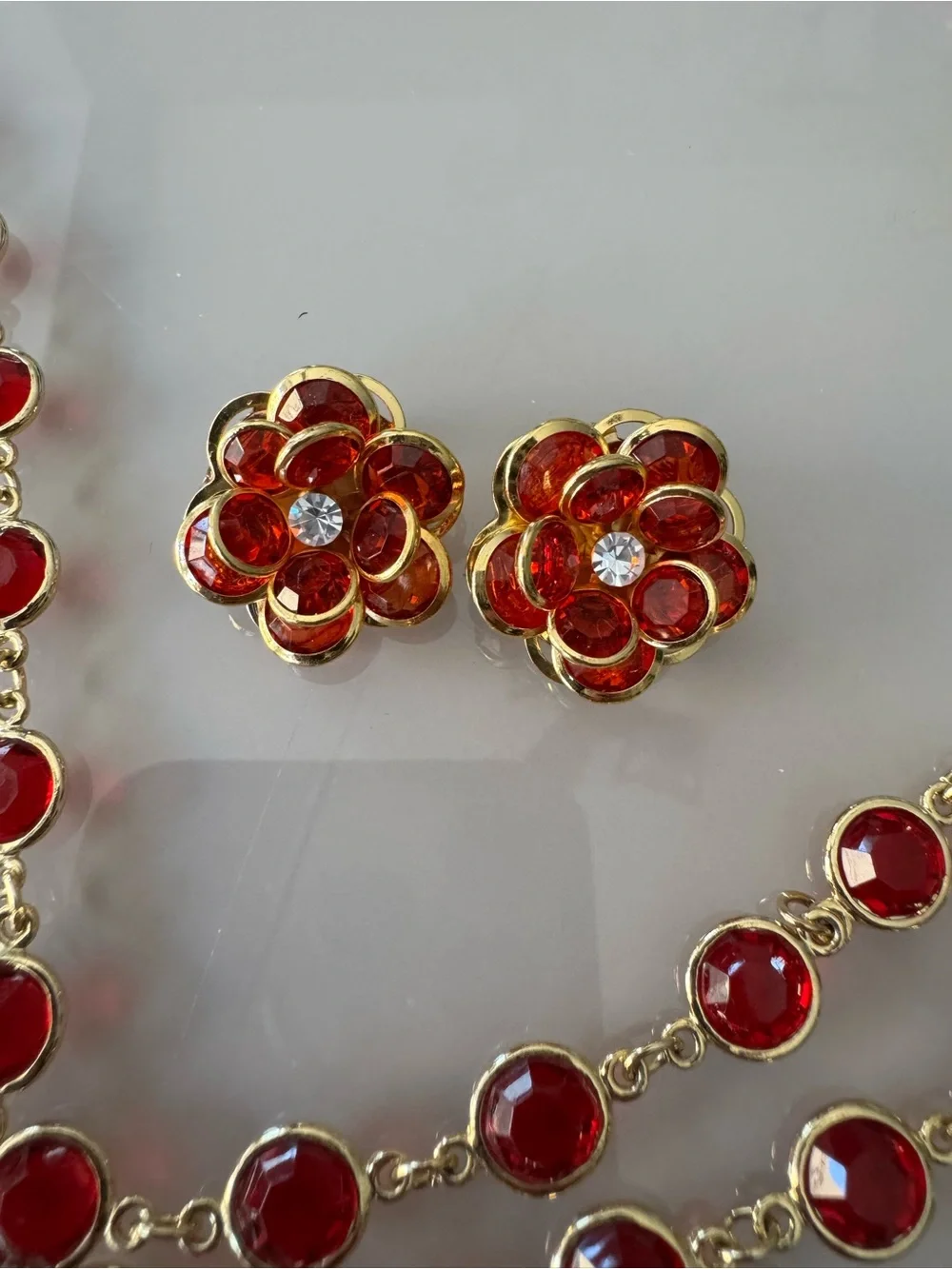 Gold-Tone Red Faceted Crystal‎ Necklace and Clip Earrings Set